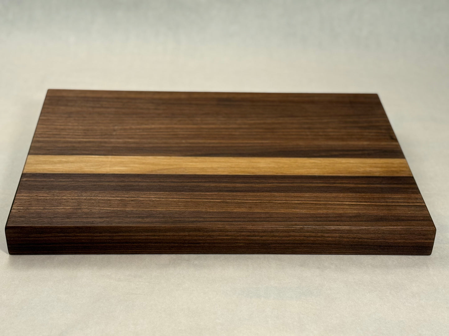 Edge Grain Cutting Board